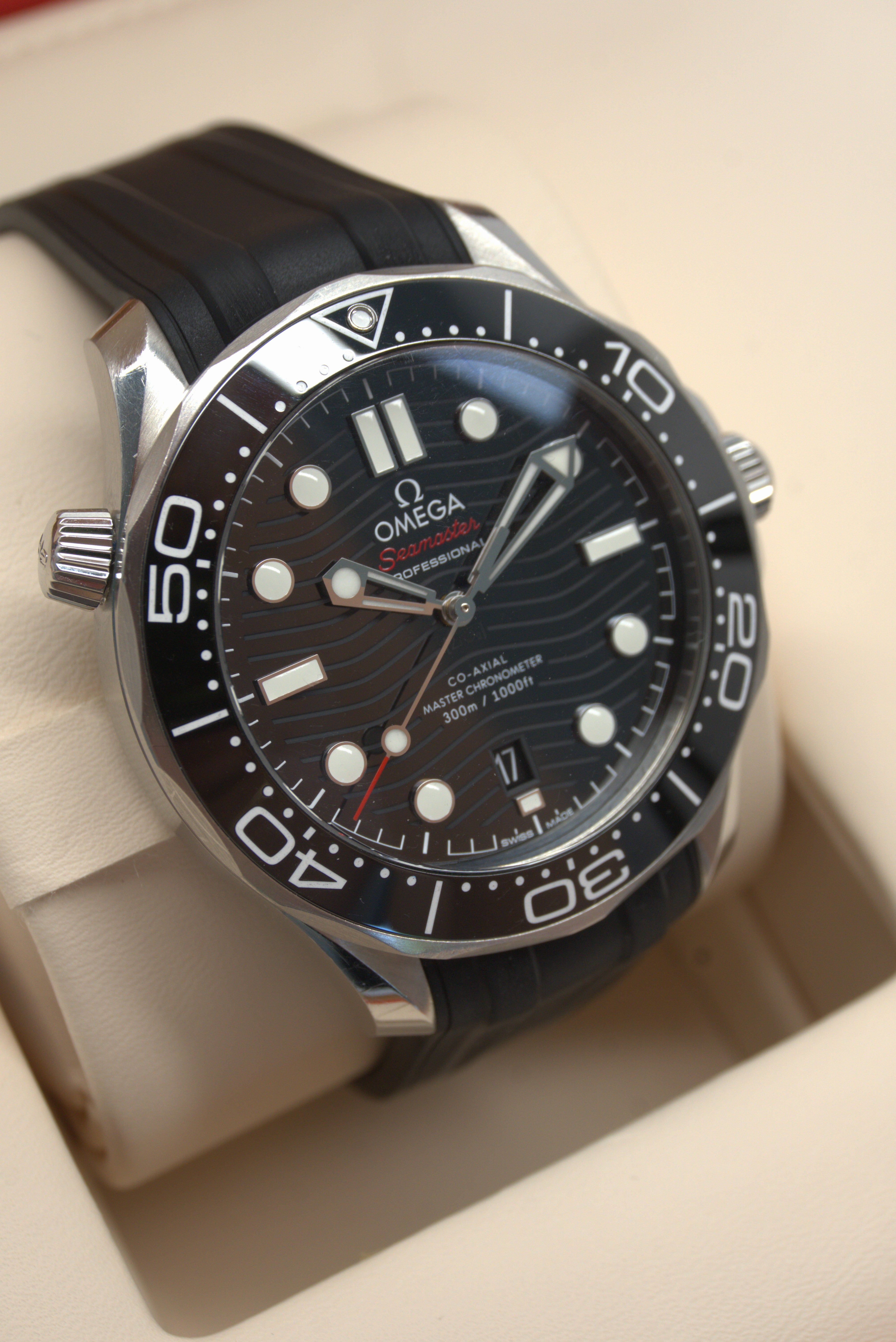 Omega Seamaster Diver 300M | 210.32.42.20.01.001 | LC100