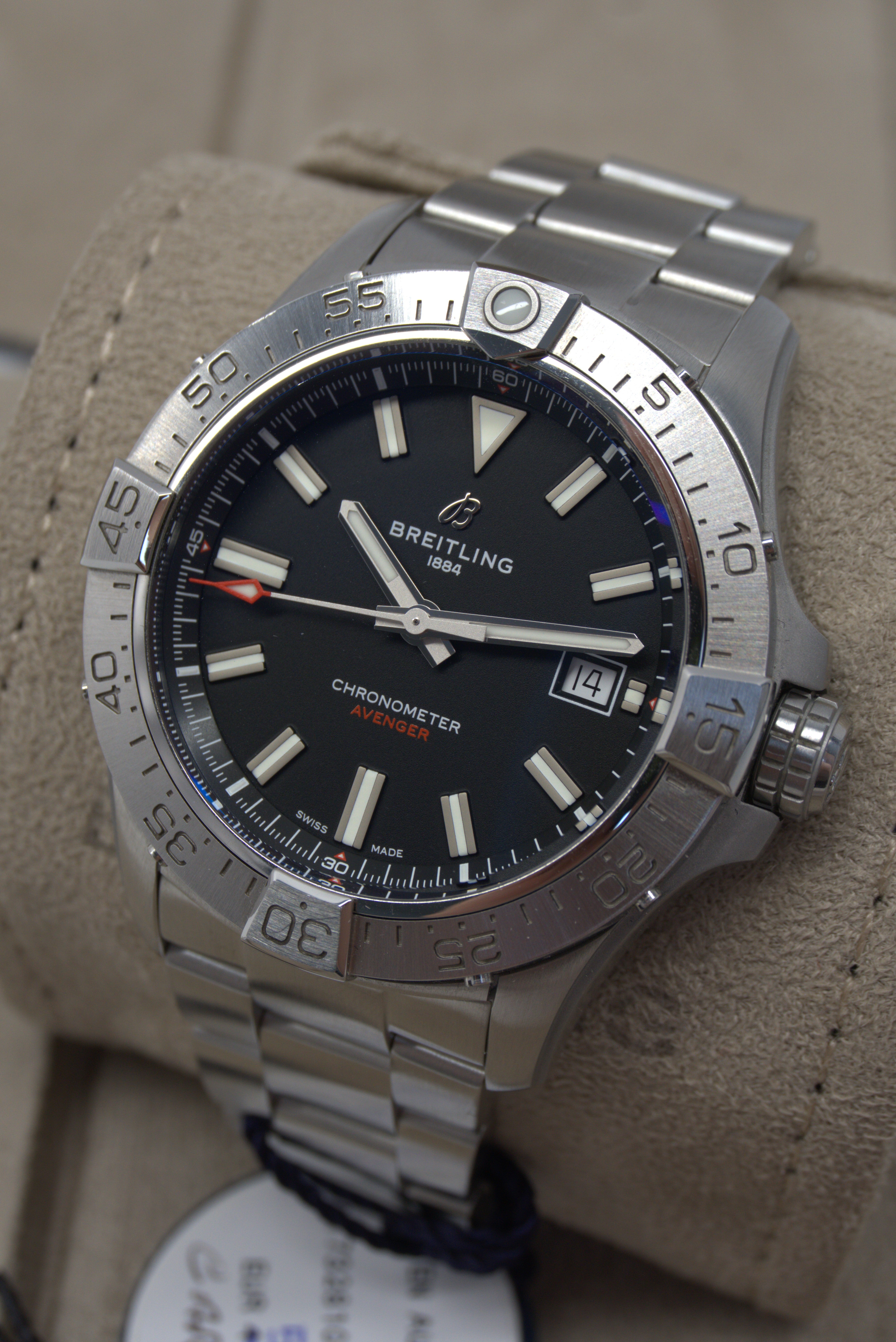 Breitling Avenger 42 | A17328 | 2025