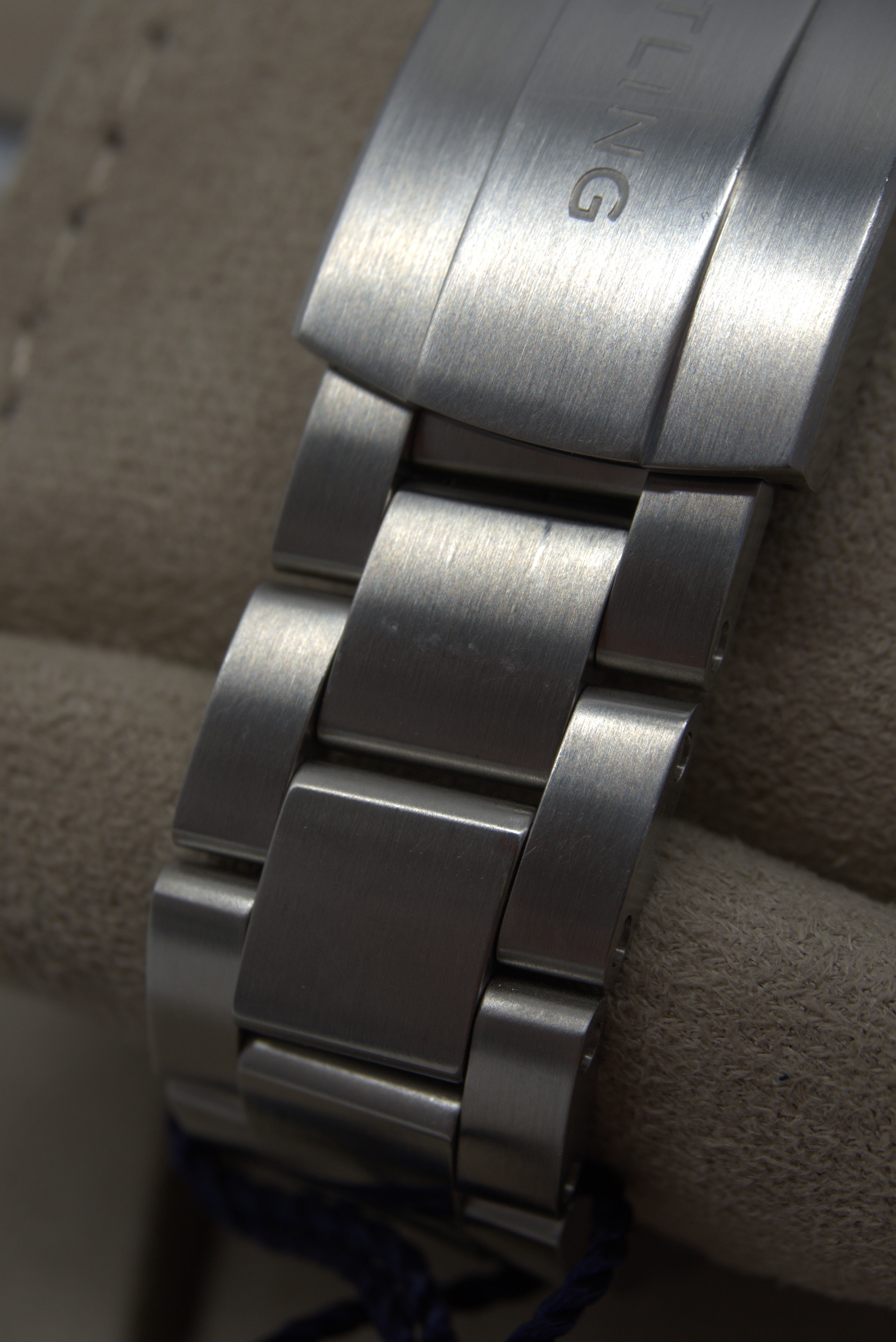 Breitling Avenger 42 | A17328 | 2025