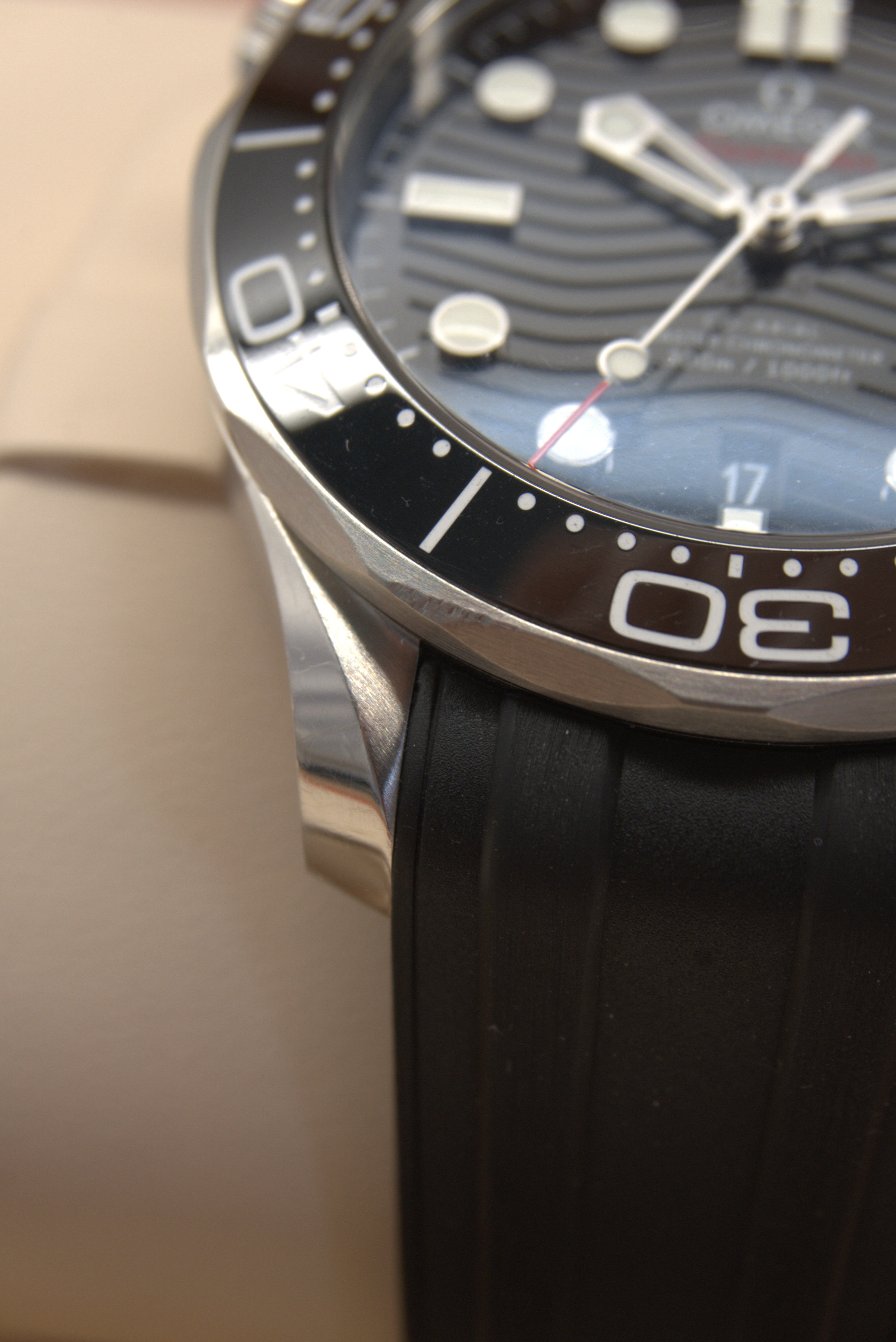 Omega Seamaster Diver 300M | 210.32.42.20.01.001 | LC100