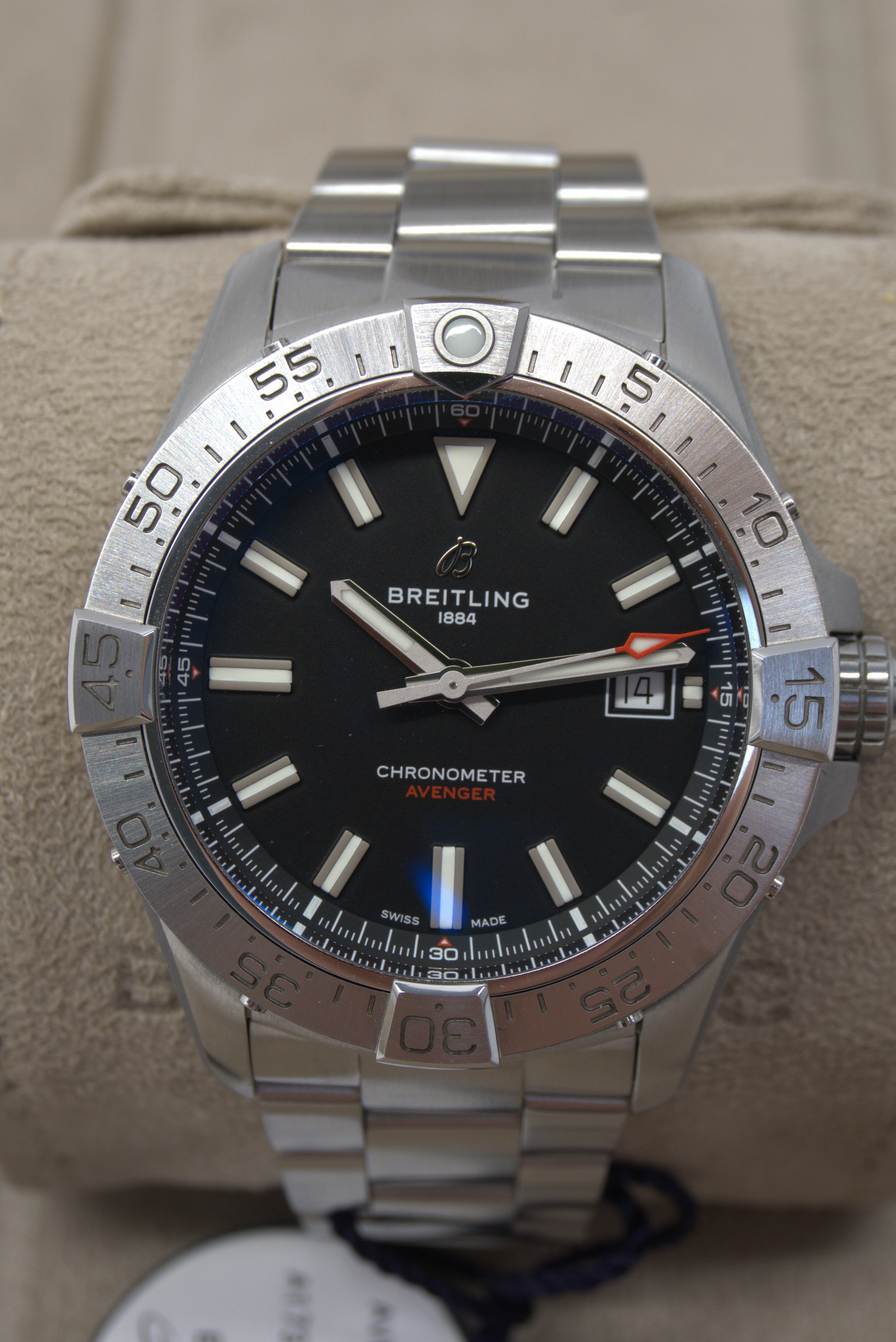 Breitling Avenger 42 | A17328 | 2025